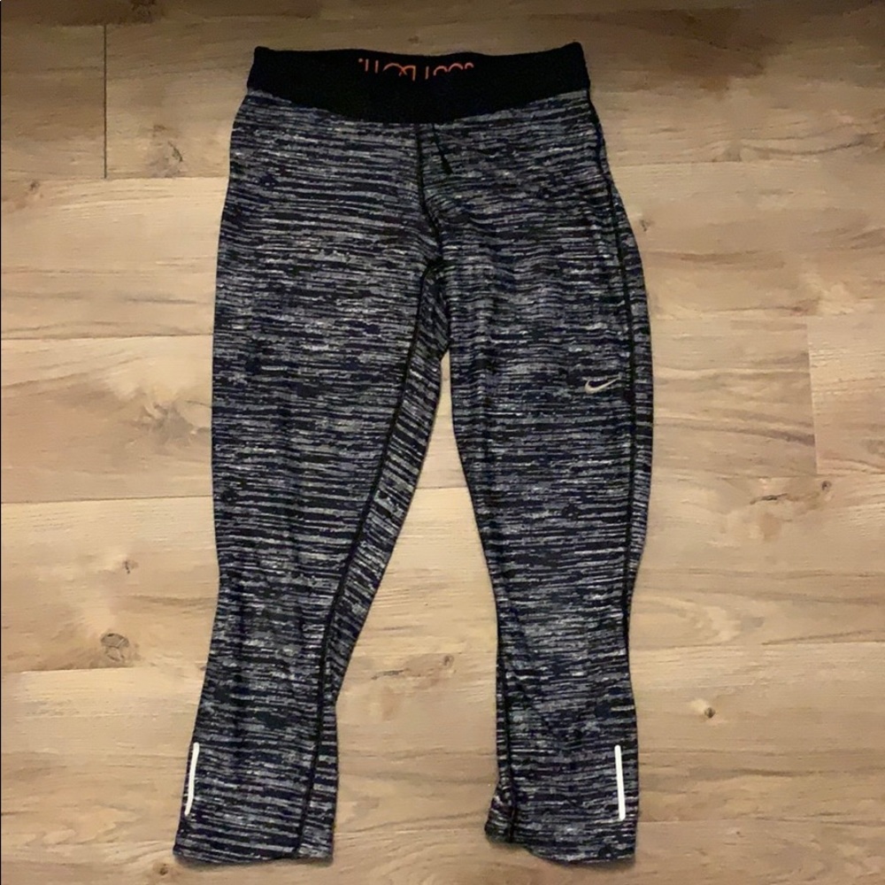 Nike Dri fit Capri legging